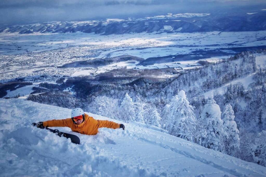 Furano Cube Sugar-方糖民宿,步行8Min到雪场,3 Brs,Max 6Ppl Εξωτερικό φωτογραφία